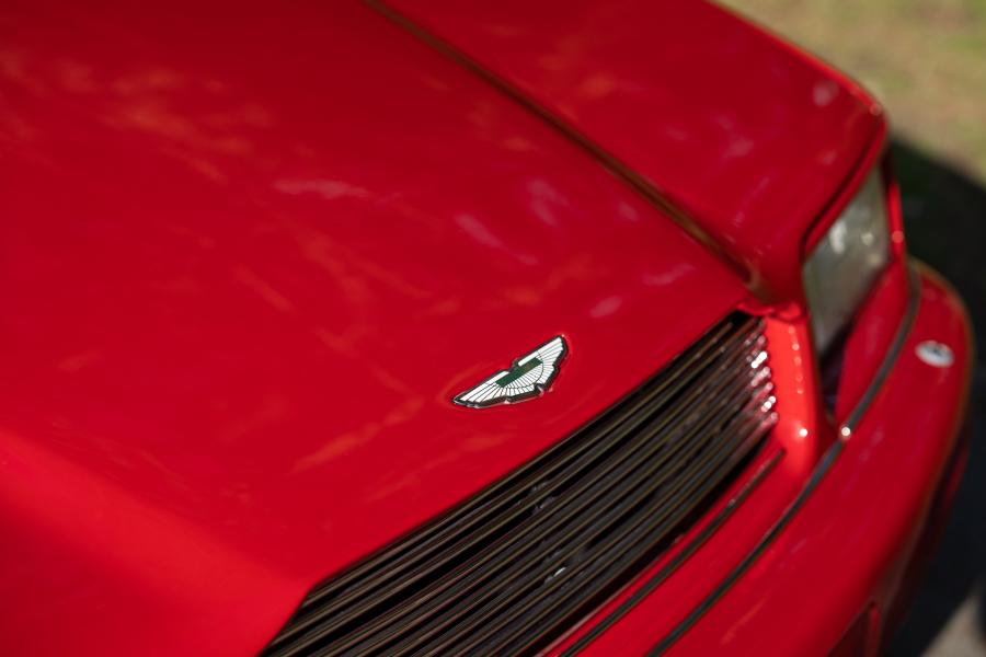 Детали экстерьера Aston Martin Virage Volante 1993 года  (NA) (фото 2 из 63)